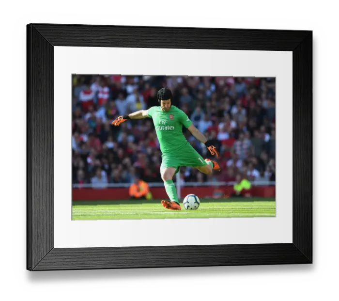 Framed Print : Arsenal's Petr Cech in Action Against Watford (2018-19)