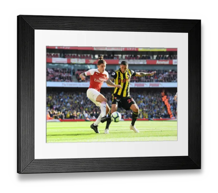 Framed Print : Bellerin vs Holebas: Intense Battle at Emirates Stadium - Arsenal vs Watford, Premier League 2018-19 Framed Print : Bellerin vs Holebas: Intense Battle at Emirates Stadium - Arsenal vs Watford, Premier League 2018-19