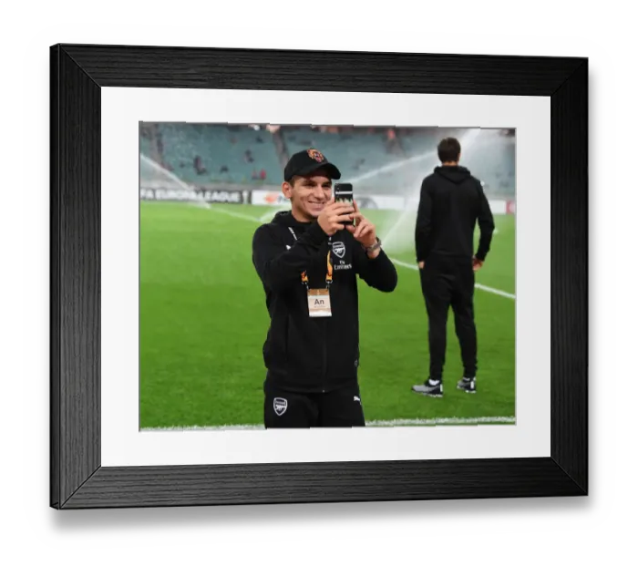 Framed Print : Lucas Torreira's Tenacious Performance: Arsenal's Midfield Maestro Shines against Qarabag FK (2018-19) Framed Print : Lucas Torreira's Tenacious Performance: Arsenal's Midfield Maestro Shines against Qarabag FK (2018-19)