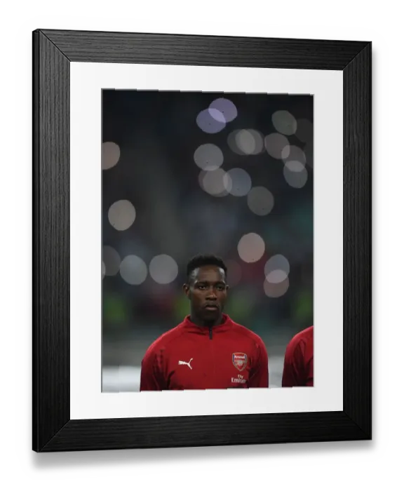 Framed Print : Danny Welbeck: Arsenal's Readiness in Qarabag FK's Europa League Battle (October 2018)