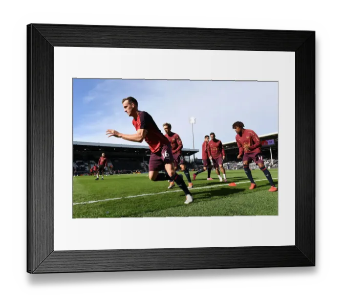 Framed Print : Rob Holding Gears Up: Arsenal vs Fulham, Premier League 2018-19 Framed Print : Rob Holding Gears Up: Arsenal vs Fulham, Premier League 2018-19
