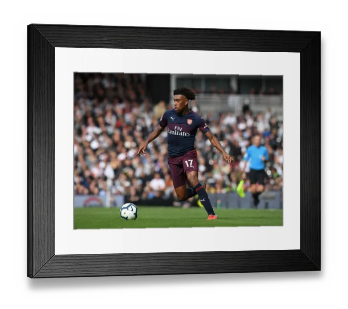 Framed Print : Alex Iwobi in Action: Fulham vs. Arsenal, Premier League 2018-19