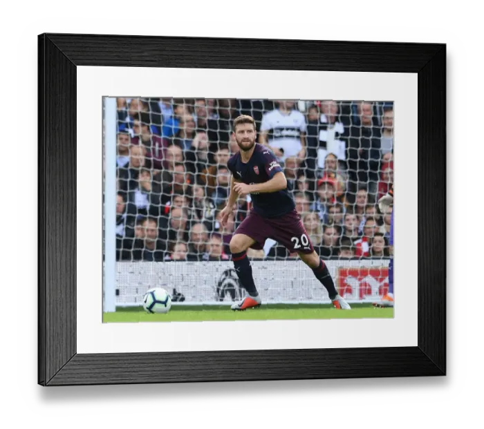 Framed Print : Shkodran Mustafi: Unwavering Concentration in Arsenal's Triumph over Fulham (2018-19)