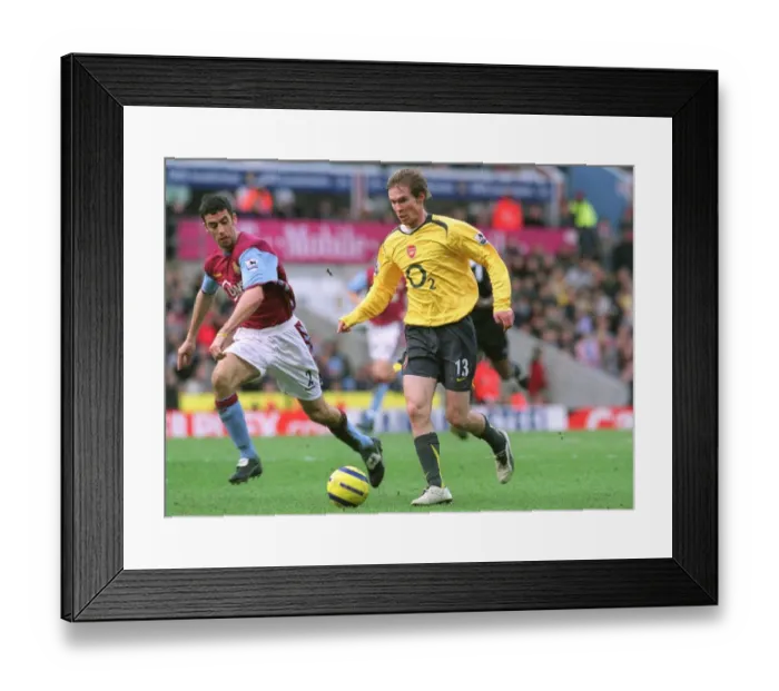 Framed Print : Battle of Midfield Masters: Hleb vs. Delaney at Villa Park, Arsenal vs. Aston Villa, FA Premiership, 2005-06 Framed Print : Battle of Midfield Masters: Hleb vs. Delaney at Villa Park, Arsenal vs. Aston Villa, FA Premiership, 2005-06