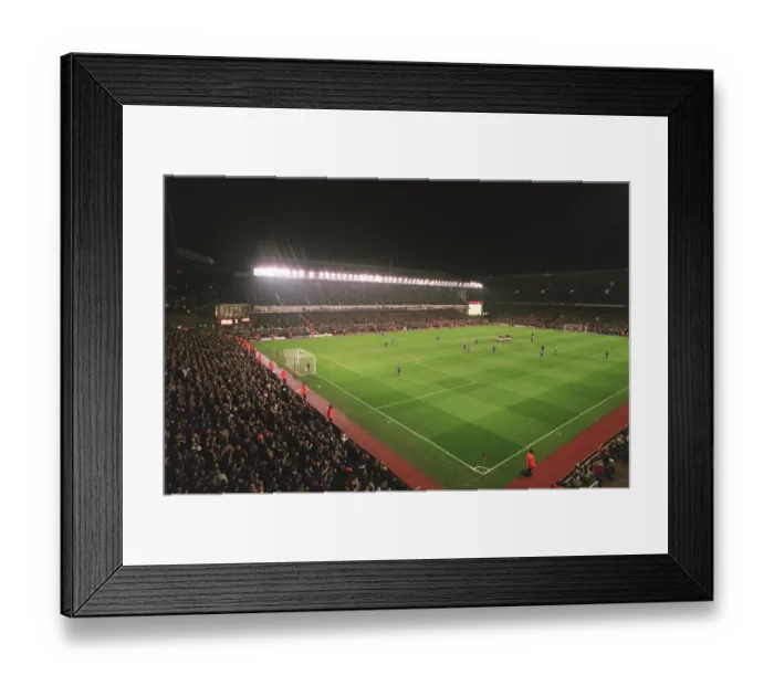 Framed Print : The Rivalry Unyielding: Arsenal vs Manchester United's Scoreless Battle at Highbury (2006) Framed Print : The Rivalry Unyielding: Arsenal vs Manchester United's Scoreless Battle at Highbury (2006)