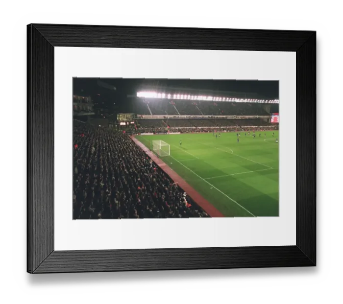 Framed Print : The Rivalry Intensifies: Arsenal vs Manchester United (2006) - A Scoreless Battle at Highbury Framed Print : The Rivalry Intensifies: Arsenal vs Manchester United (2006) - A Scoreless Battle at Highbury