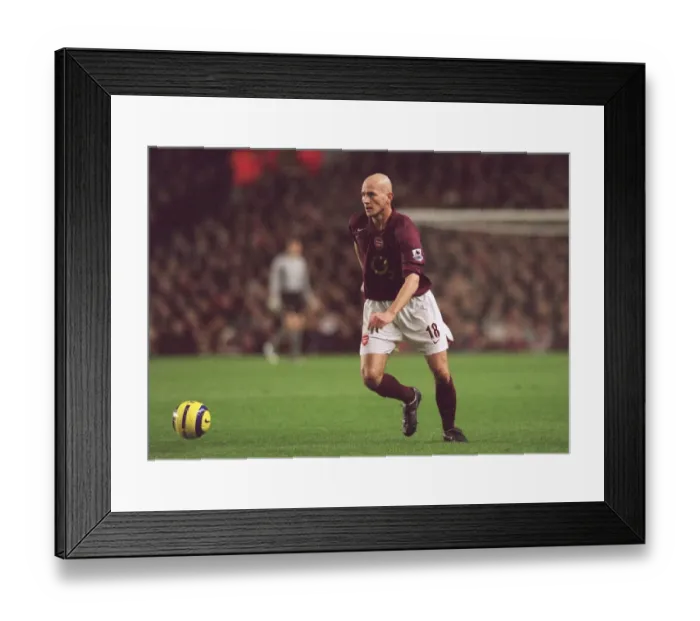 Framed Print : Pascal Cygan (Arsenal). Arsenal 0: 0 Manchester United. FA Premiership