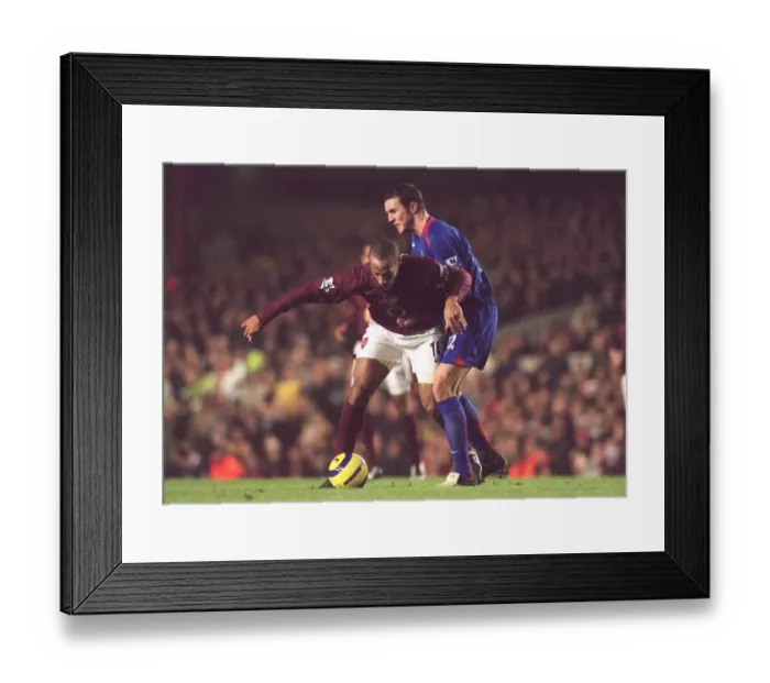 Framed Print : Thierry Henry (Arsenal) John O Shea (Man Utd). Arsenal 0: 0 Manchester United Framed Print : Thierry Henry (Arsenal) John O Shea (Man Utd). Arsenal 0: 0 Manchester United