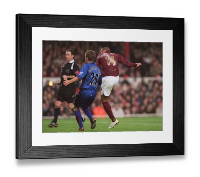 Framed Print : Thierry Henry scores Arsenals 1st goal under pressure from James Morrison