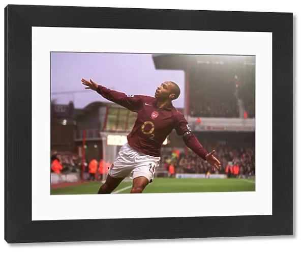 Thierry Henry celebrates scoring Arsenals 3rd goal his 2nd