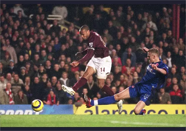 Thierry Henry's Hat-Trick: Arsenal's Historic 7-0 Victory over Middlesbrough, FA Premiership, Highbury, London, 14 / 1 / 06