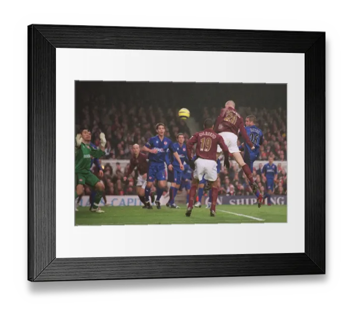 Framed Print : Philippe Senderos scores Arsenals 2nd goal. Arsenal 7: 0 Middlesbrough Framed Print : Philippe Senderos scores Arsenals 2nd goal. Arsenal 7: 0 Middlesbrough