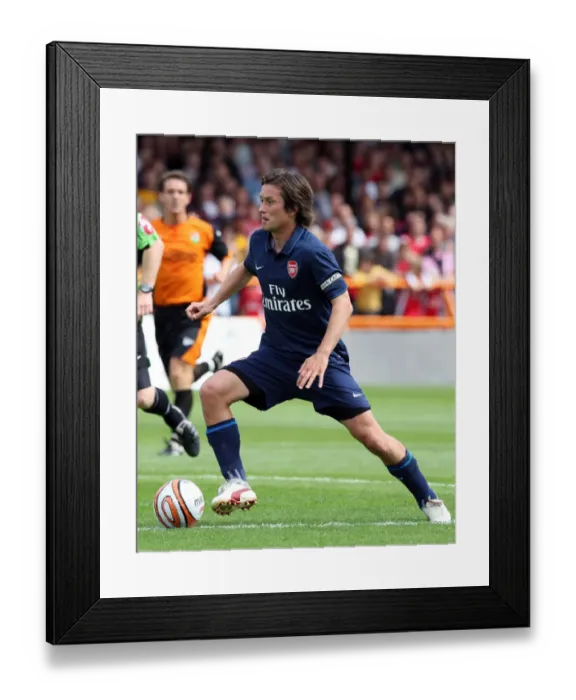 Framed Print : Tomas Rosicky in Action: Arsenal's Pre-Season Thriller at Barnet (2009) Framed Print : Tomas Rosicky in Action: Arsenal's Pre-Season Thriller at Barnet (2009)