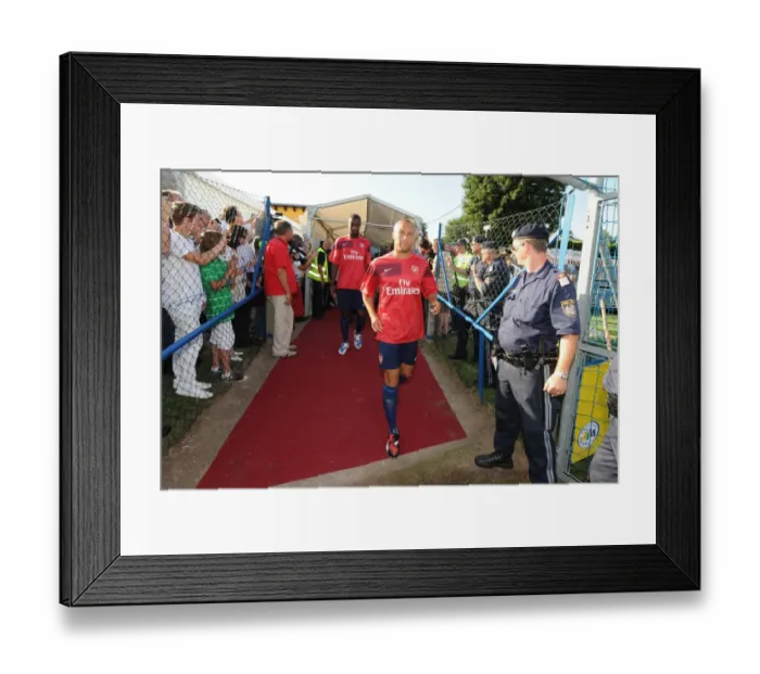 Framed Print : Mickael Silvestre in Action: Arsenal Crushes SC Columbia 7-1 (Pre-Season Friendly, Vienna, Austria, 2009) Framed Print : Mickael Silvestre in Action: Arsenal Crushes SC Columbia 7-1 (Pre-Season Friendly, Vienna, Austria, 2009)
