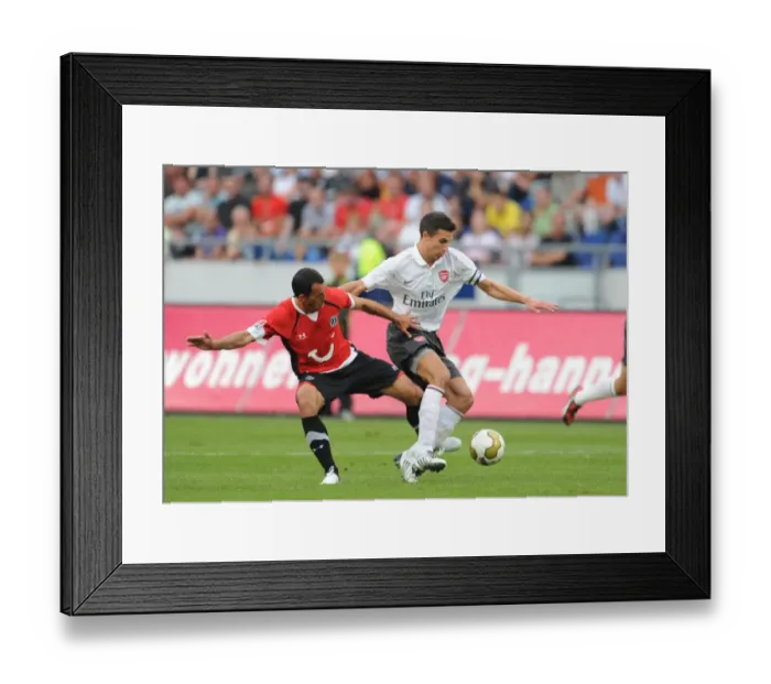 Framed Print : Arsenal at Hannover 96: 2009-10 Season Match