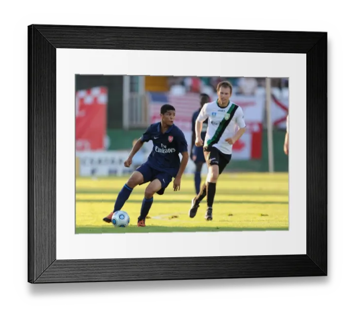 Framed Print : Andrey Arshavin (Arsenal) Marton Oroos (Szombathelyi)