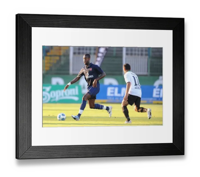 Framed Print : Andrey Arshavin (Arsenal) Ignacz Irhas (Szombathelyi)