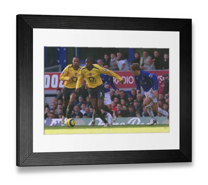 Framed Print : Everton's 1-0 Victory Over Arsenal: Abou Diaby vs. Phil Neville, FA Premiership, Goodison Park, 21st January 2006 Framed Print : Everton's 1-0 Victory Over Arsenal: Abou Diaby vs. Phil Neville, FA Premiership, Goodison Park, 21st January 2006