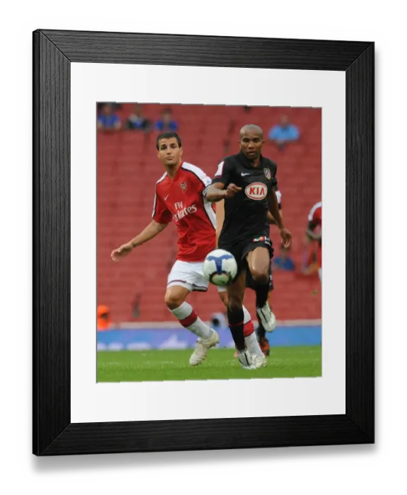 Framed Print : Cesc Fabregas (Arsenal) Paulo Assuncao (Athletico Madrid) Framed Print : Cesc Fabregas (Arsenal) Paulo Assuncao (Athletico Madrid)