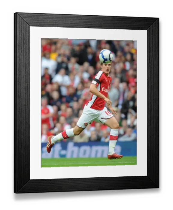 Framed Print : Aaron Ramsey's Thrilling Winner: Arsenal 2-1 Athletico Madrid, Emirates Cup 2009