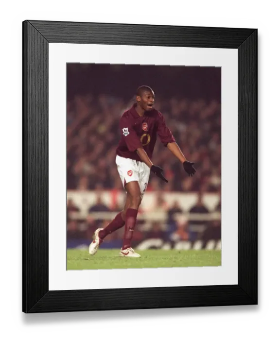 Framed Print : Abou Diaby in Action: Arsenal vs. Wigan Athletic in Carling League Cup 2:1 Semifinal