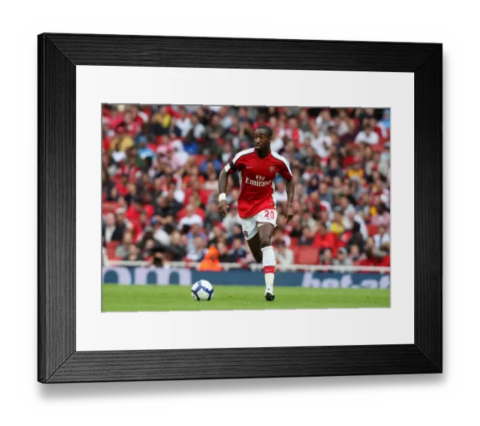 Framed Print : Arsenal's Victory Over Atletico Madrid: Johan Djourou's Game-Changing Performance (2:1), Emirates Cup 2009