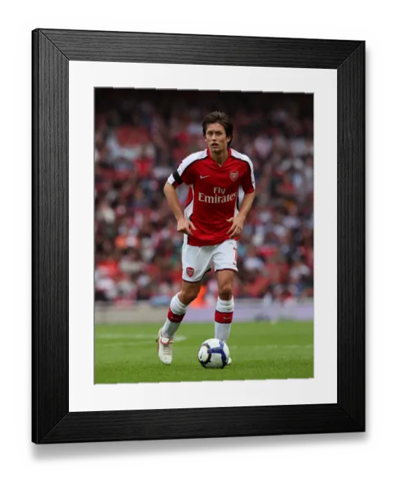 Framed Print : Arsenal's Triumph over Atletico Madrid: Rosicky's Brilliant Performance in the 2:1 Emirates Cup Victory, 2009