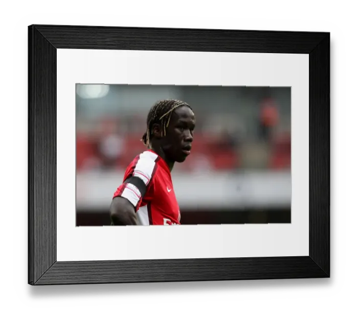 Framed Print : Bacary Sagna in Action: Arsenal's Victory over Atletico Madrid, Emirates Cup 2009 (2:1)