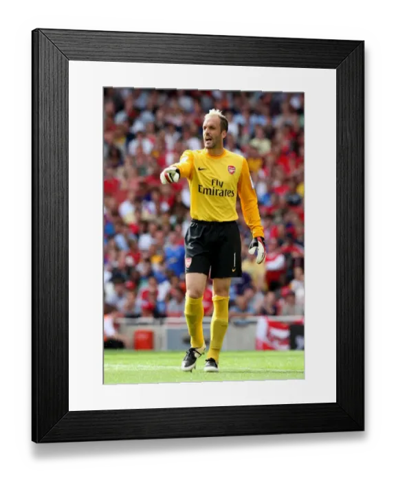 Framed Print : Manuel Almunia's Shut-Out: Arsenal's Triumphant 3-0 Victory Over Rangers at Emirates Cup, 2009