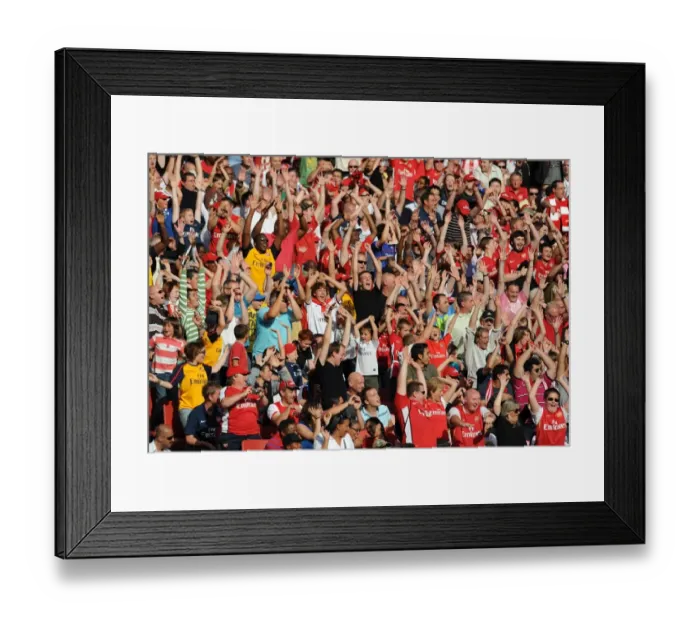 Framed Print : Arsenal's 3-0 Triumph Over Rangers: Emirates Cup Day 2
