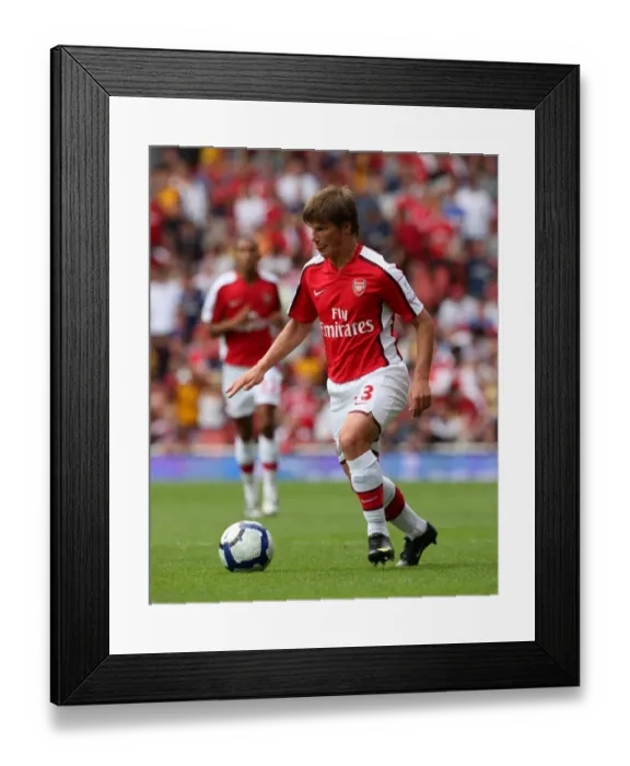 Framed Print : Arshavin's Brilliance: Arsenal's 3-0 Triumph Over Rangers at Emirates Cup