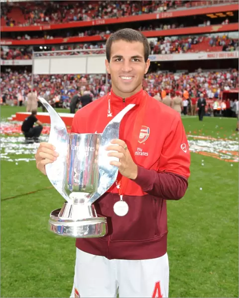 Cesc Fabregas (Arsenal) with the Emirates Cup Trophy
