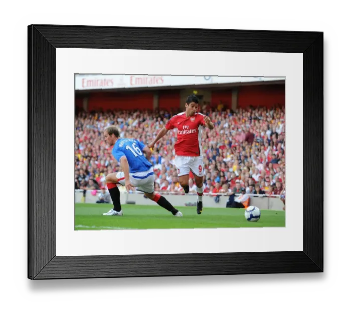 Framed Print : Eduardo (Arsenal) Steven Whittaker (Rangers) Framed Print : Eduardo (Arsenal) Steven Whittaker (Rangers)