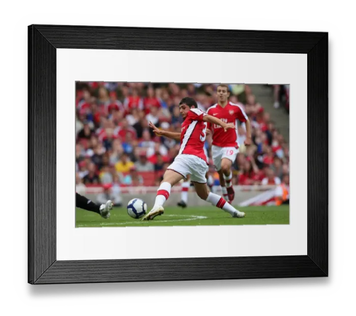 Framed Print : Fran Merida's Brilliant Hat-Trick: Arsenal 3-0 Rangers, Emirates Cup 2009 Framed Print : Fran Merida's Brilliant Hat-Trick: Arsenal 3-0 Rangers, Emirates Cup 2009