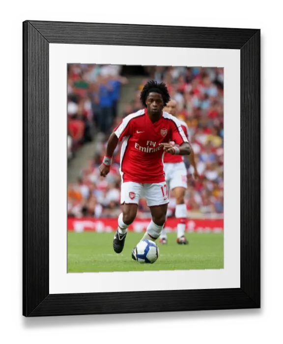 Framed Print : Alex Song's Triumph: Arsenal's 3-0 Victory over Rangers at Emirates Cup, 2009