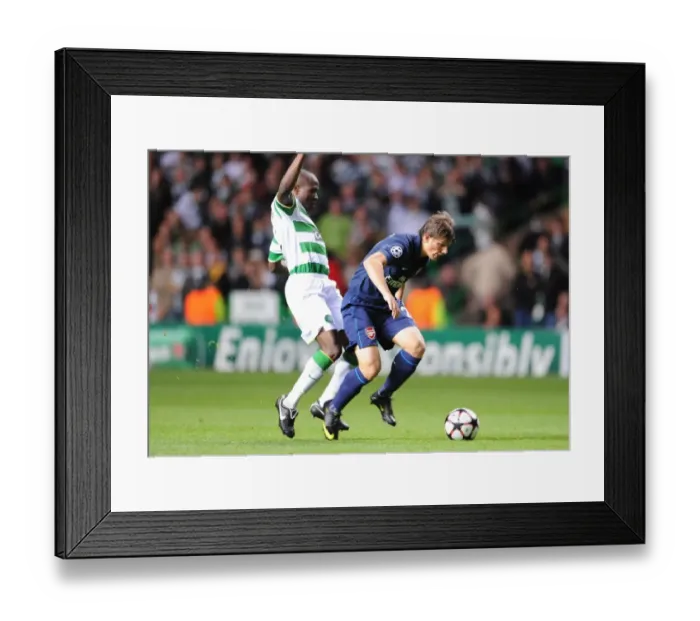 Framed Print : Andrey Arshavin (Arsenal) Landry N Guemo (Celtic) Framed Print : Andrey Arshavin (Arsenal) Landry N Guemo (Celtic)