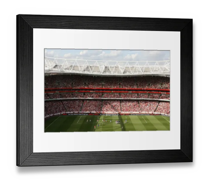 Framed Print : Arsenal's 4-1 Victory over Portsmouth at Emirates Stadium, Barclays Premier League, 2009
