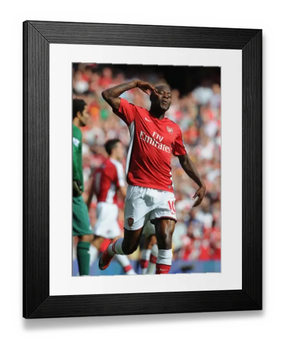 Framed Print : Gallas's Triumph: Arsenal's Thrilling 4-1 Victory Over Portsmouth (2009) Framed Print : Gallas's Triumph: Arsenal's Thrilling 4-1 Victory Over Portsmouth (2009)