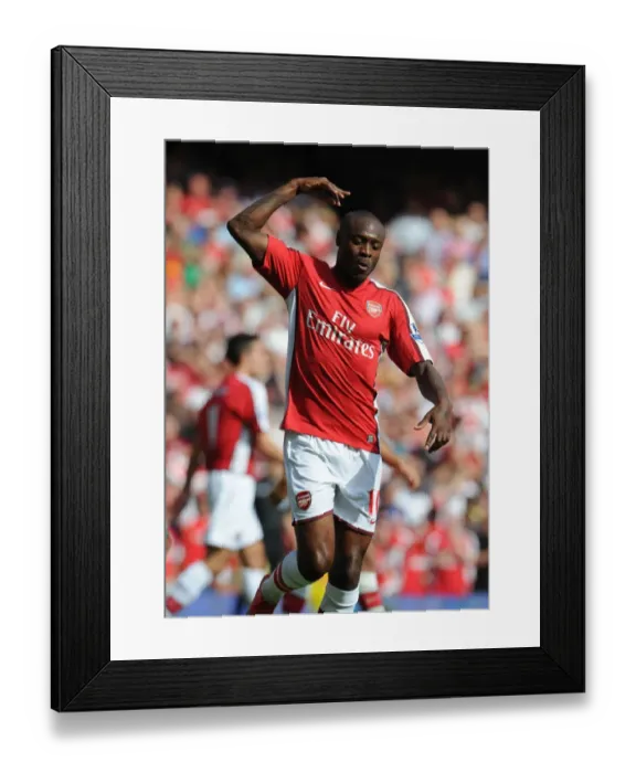 Framed Print : Gallas Triumph: Arsenal's Thrilling 4-1 Victory Over Portsmouth (2009) - Gallas Scores the Decisive Goal
