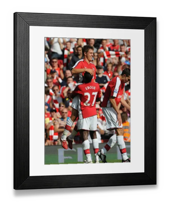 Framed Print : Ramsey's Brace: Arsenal's 4-1 Victory Over Portsmouth, 2009