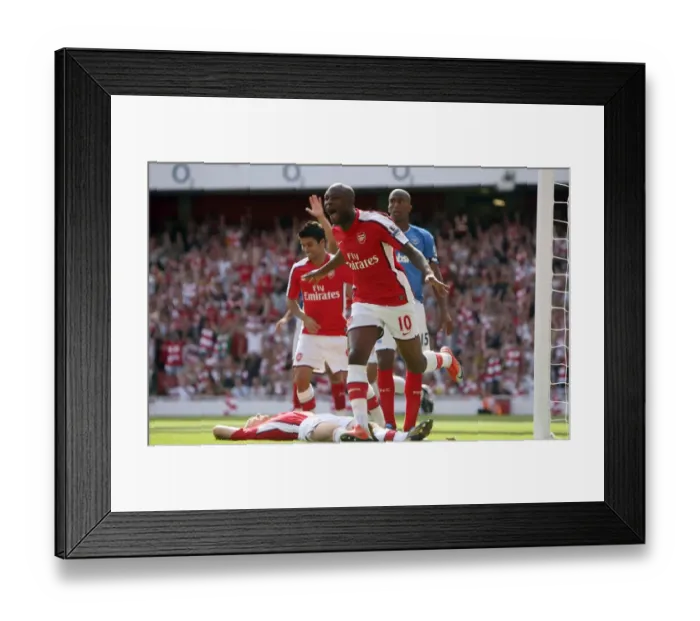 Framed Print : William Gallas celebrates scoring Arsenals 3rd goal