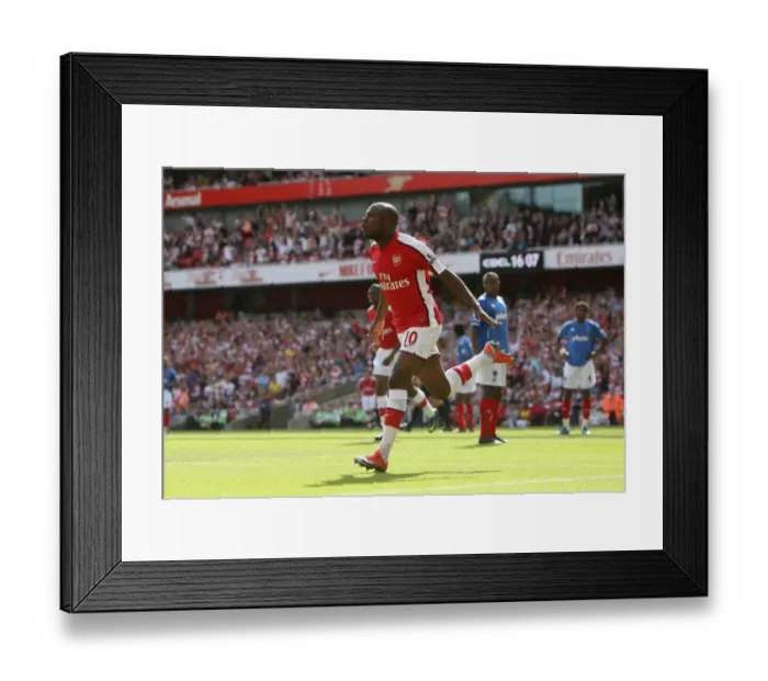 Framed Print : William Gallas's Triumph: Arsenal's Third Goal vs. Portsmouth (4-1), Barclays Premier League, Emirates Stadium (22 / 8 / 09) Framed Print : William Gallas's Triumph: Arsenal's Third Goal vs. Portsmouth (4-1), Barclays Premier League, Emirates Stadium (22 / 8 / 09)