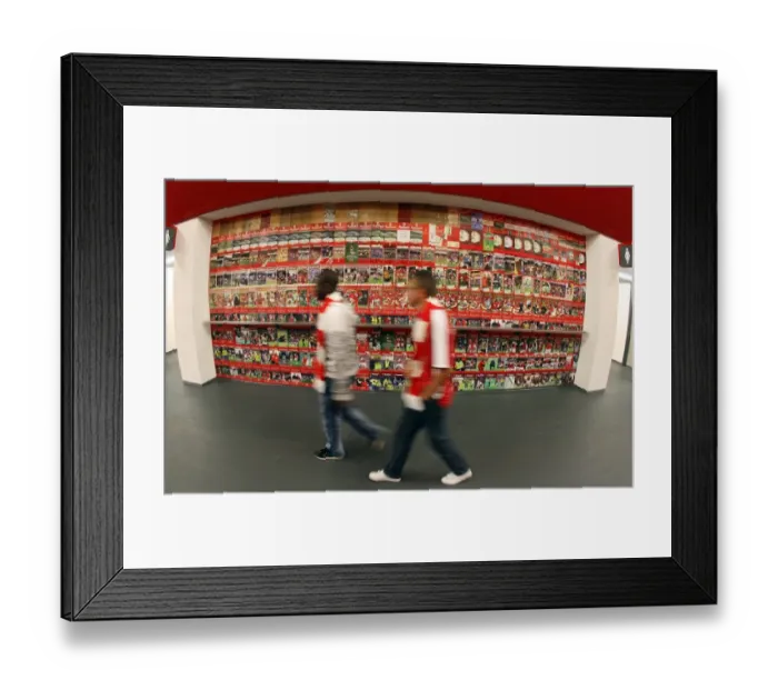 Framed Print : (Arsenal). Arsenal 4: 1 Portsmouth