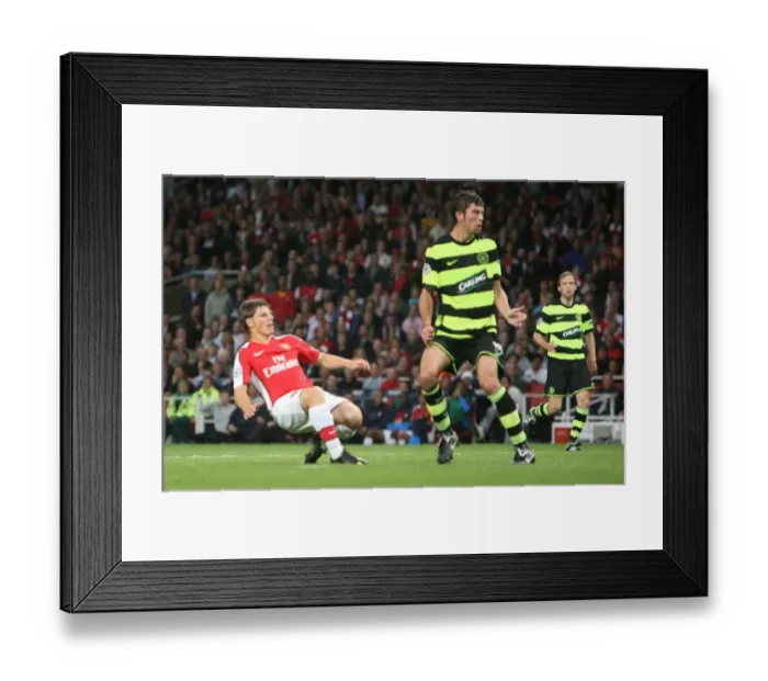 Framed Print : Ardrey Arshavin scores Arsenals 3rd goal past Massimo Donati Framed Print : Ardrey Arshavin scores Arsenals 3rd goal past Massimo Donati