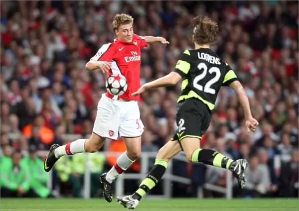 Nicklas Bendtner (Arsenal) Glenn Loovens (Celtic)