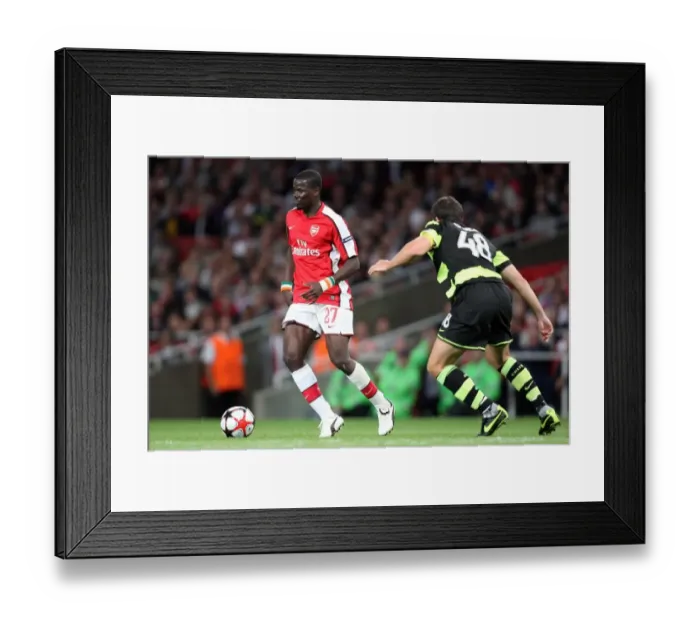 Framed Print : Emmanuel Eboue (Arsenal) Darren O Dea (Celtic) Framed Print : Emmanuel Eboue (Arsenal) Darren O Dea (Celtic)