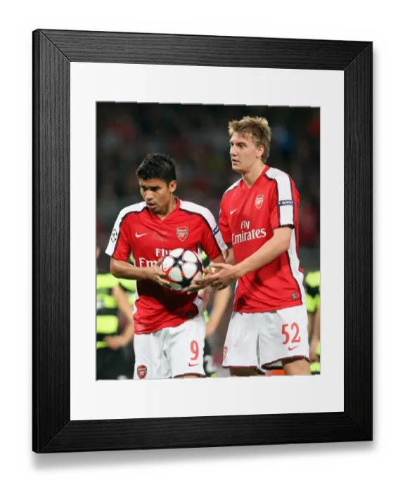 Framed Print : Arsenal's Unstoppable Duo: Bendtner and Eduardo Shine in 3:1 UEFA Champions League Victory over Celtic