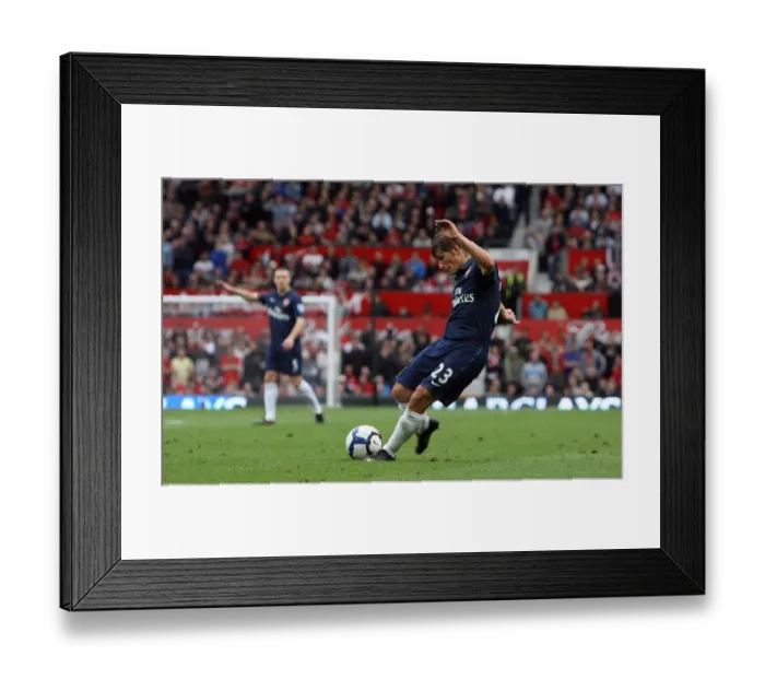 Framed Print : Arshavin's Stunner: Manchester United 2-1 Arsenal, Barclays Premier League (2009)