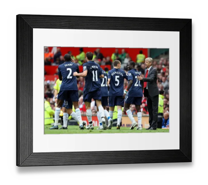 Framed Print : Arshavin's Double: Arsenal's Triumph over Manchester United in the Premier League (2009) - Arshavin, Van Persie, Diaby, Clichy, Eboue, Vermaelen, Wenger