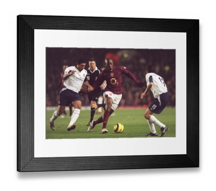Framed Print : Abou Diaby vs. Hayden Mullins: A Battle in the FA Premiership - Arsenal 2:3 West Ham United (Highbury, London, 1 / 2 / 06)